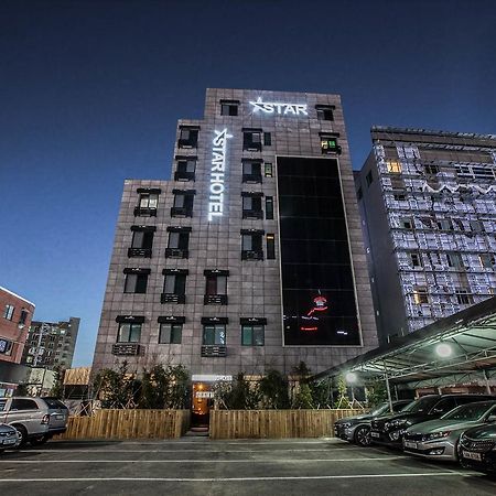Star Hotel Puszan Kültér fotó