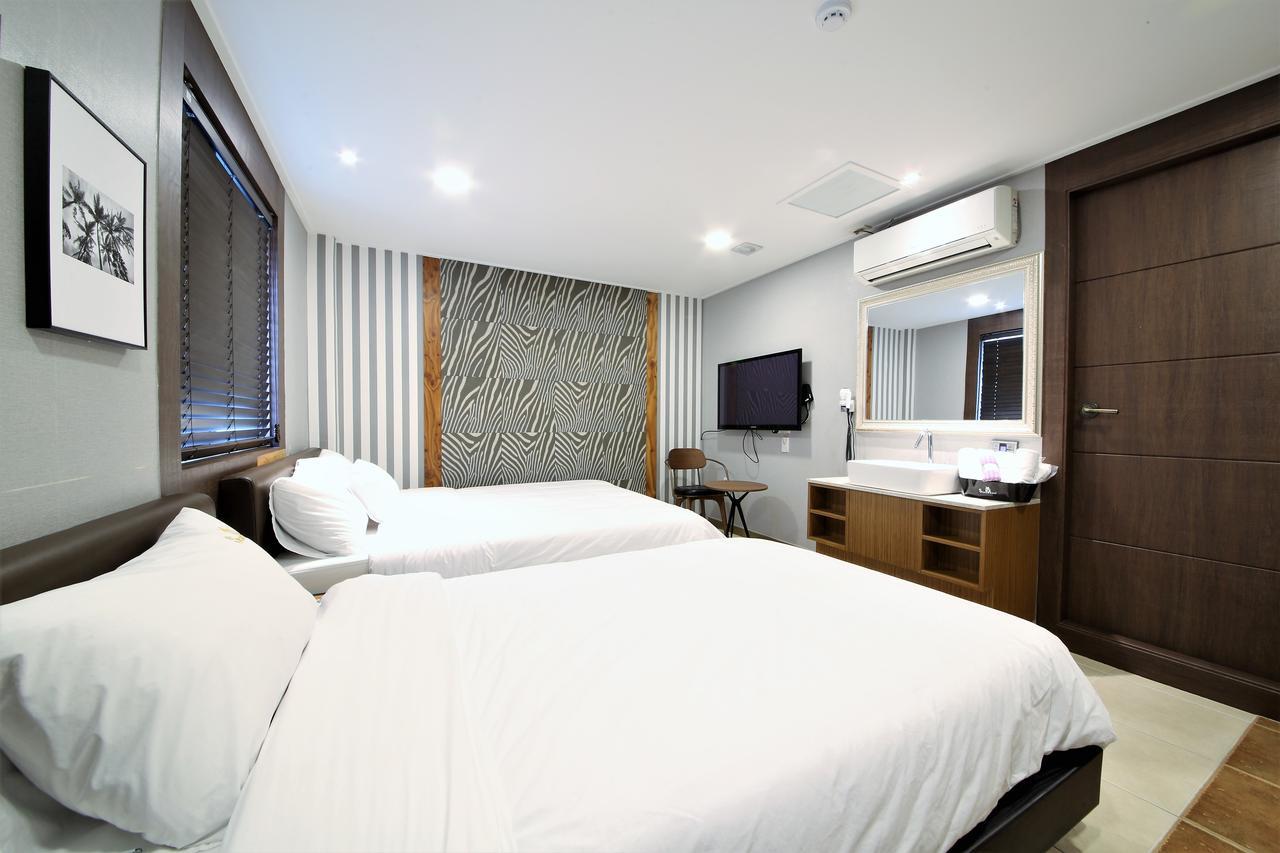 Star Hotel Puszan Kültér fotó