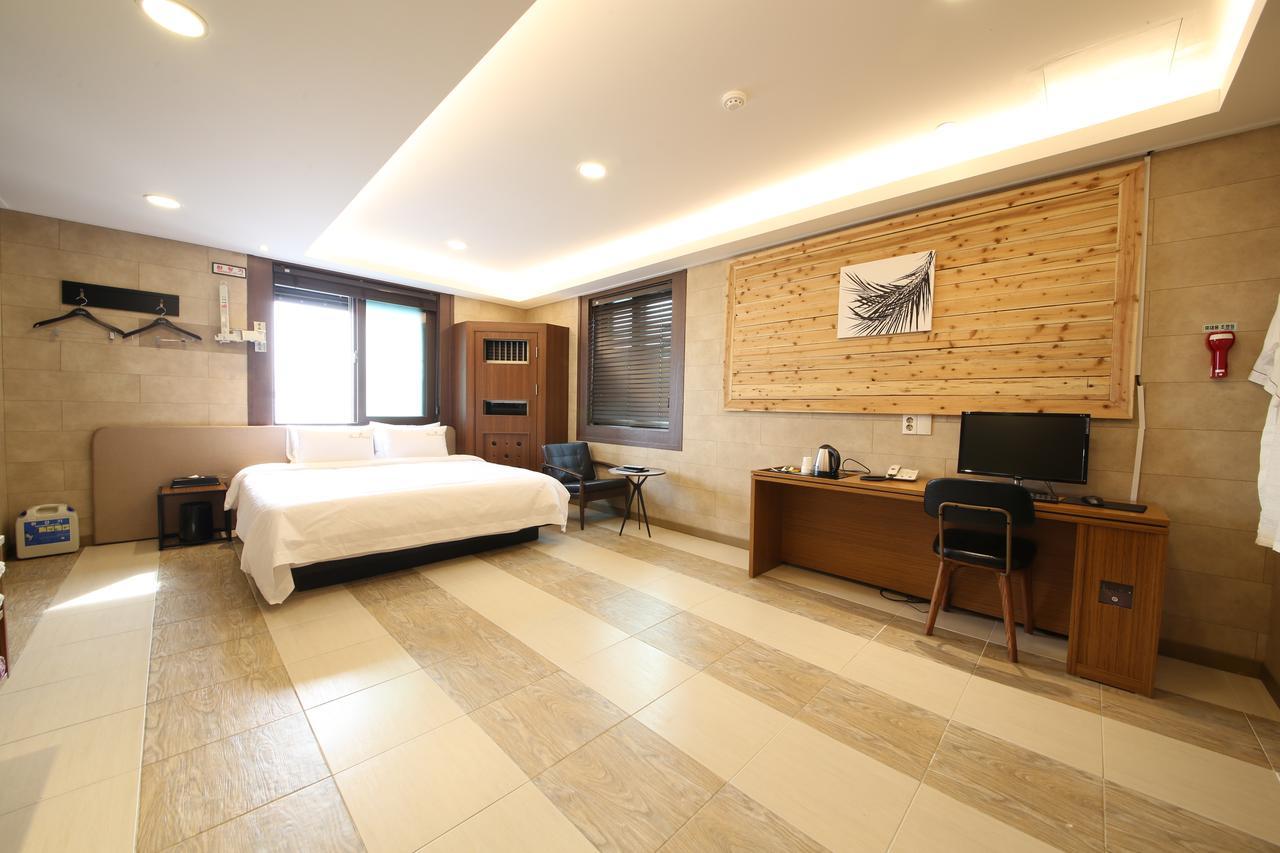 Star Hotel Puszan Kültér fotó