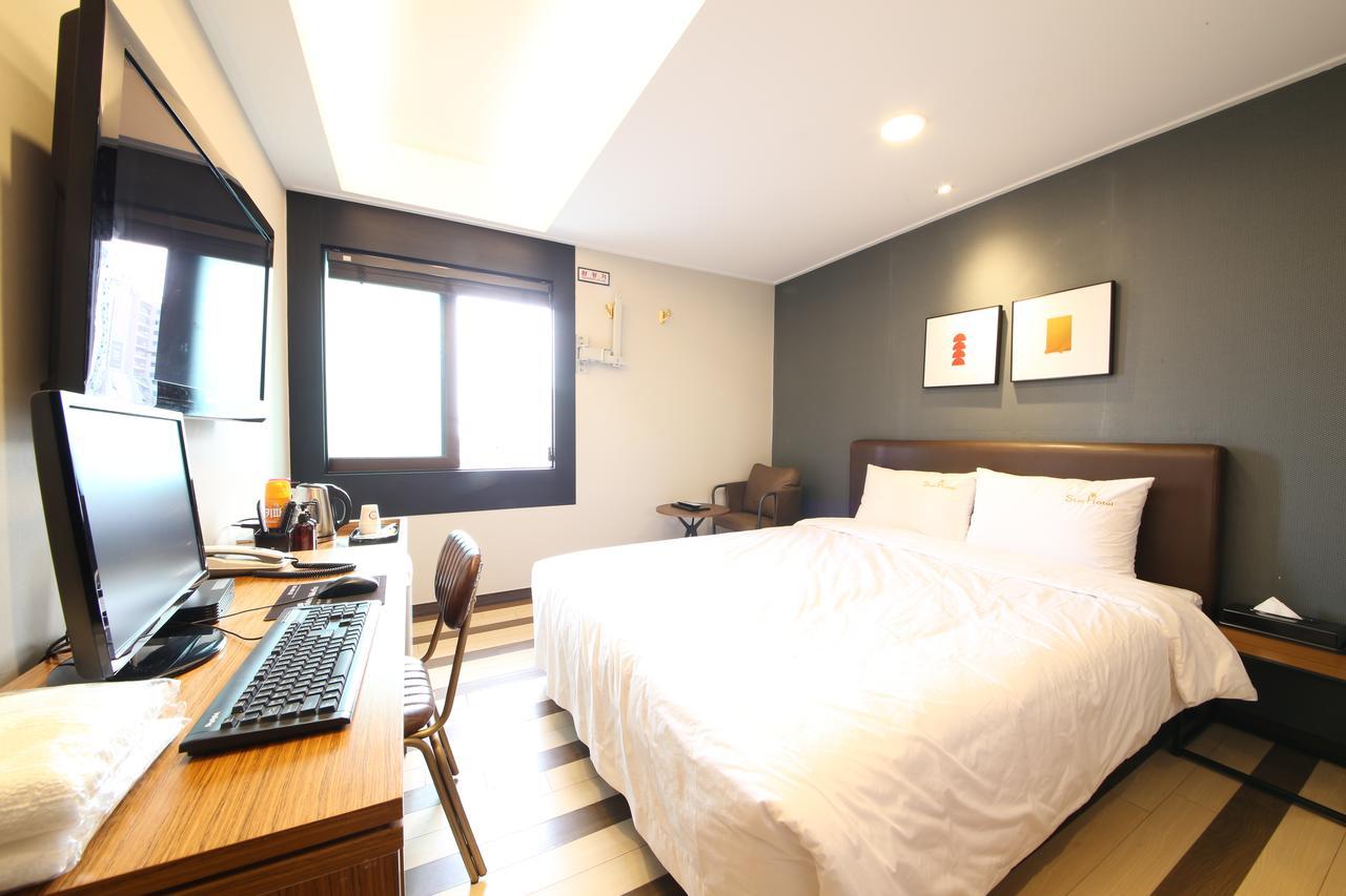 Star Hotel Puszan Kültér fotó