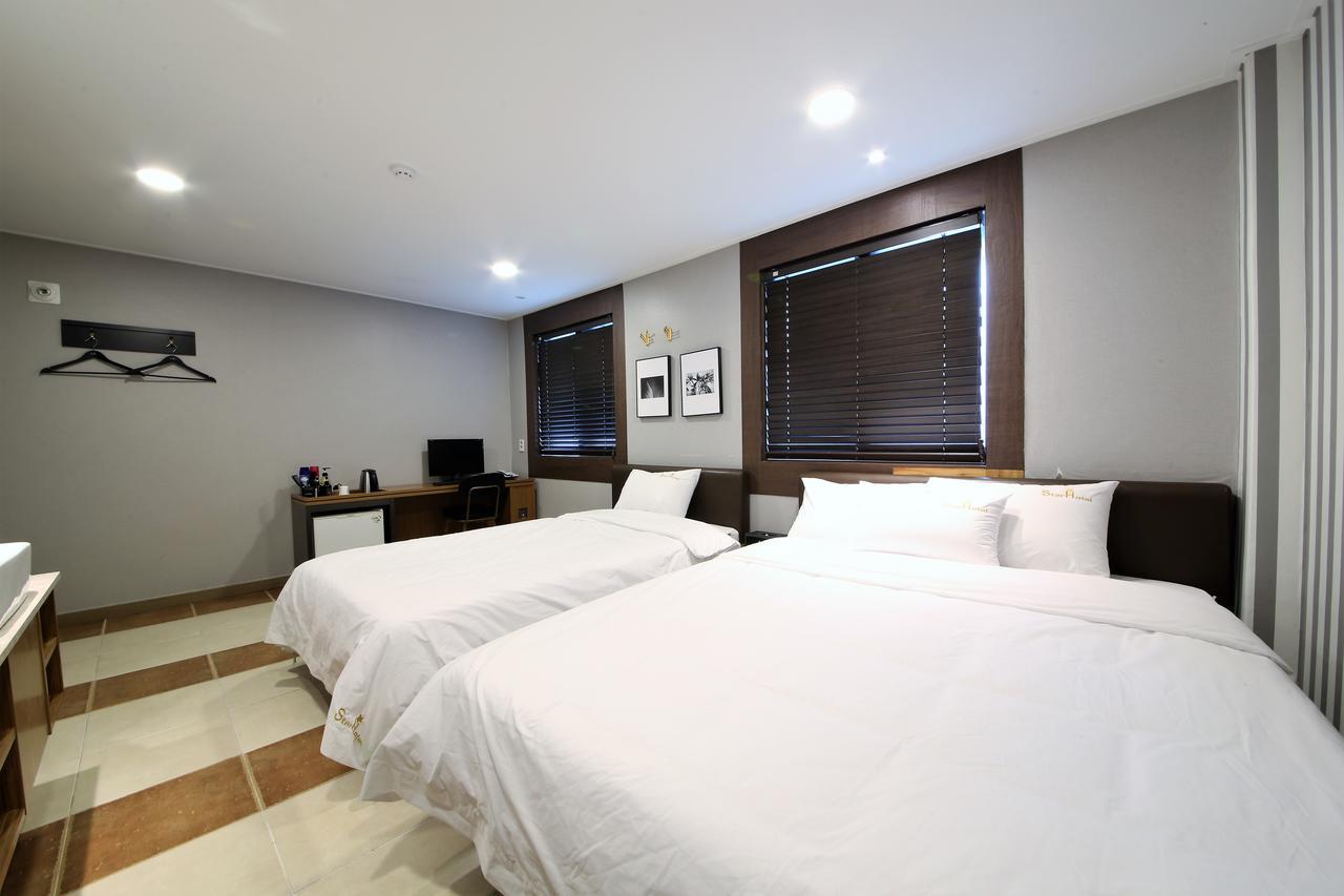 Star Hotel Puszan Kültér fotó