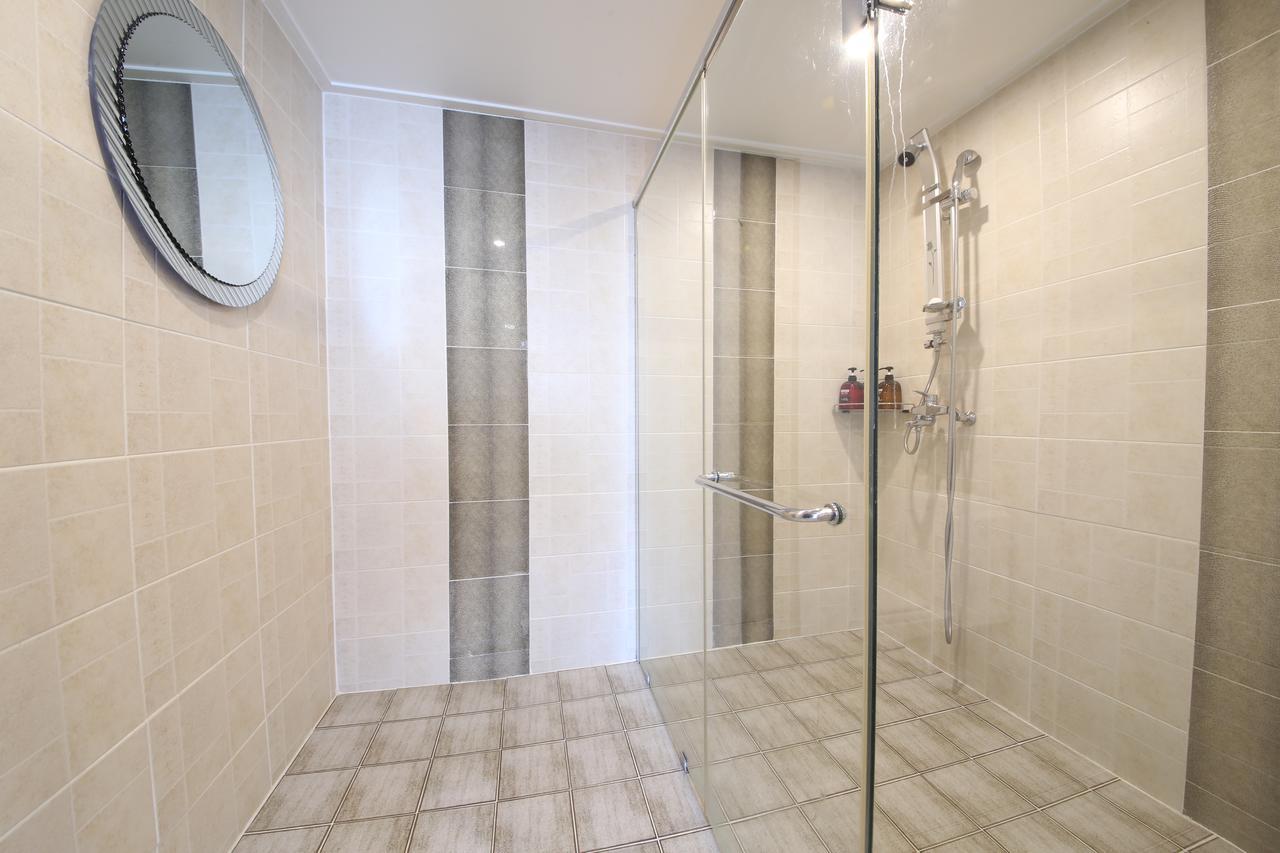 Star Hotel Puszan Kültér fotó