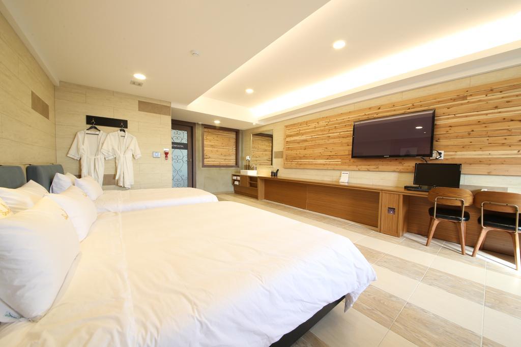 Star Hotel Puszan Kültér fotó